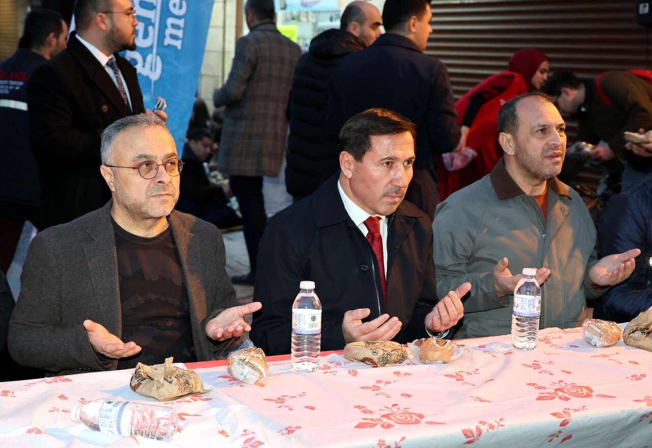 Karatay’da Kadir Gecesi’nde kardeşlik sofraları kuruldu 5